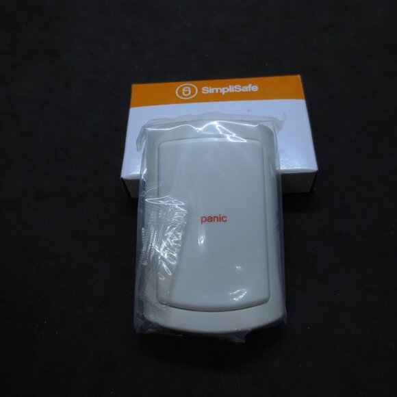 SimpliSafe Original 1st Generation Panic Button (PB1000) - New in Box - Picture 3 of 3